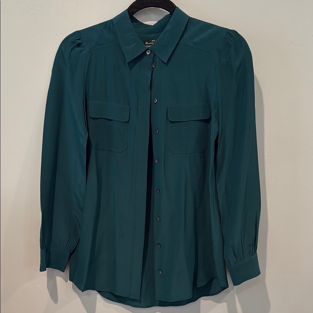 Elegant Button-Down Shirt